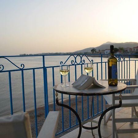 Villa "Pietra E Mare" Nafpaktos Bagian luar foto
